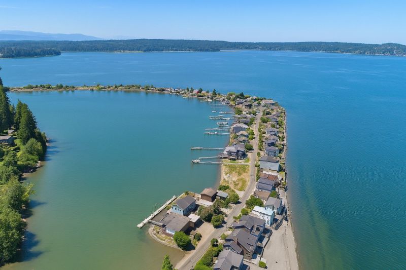 Top Bathroom Remodeling Companies in Fox Island, WA